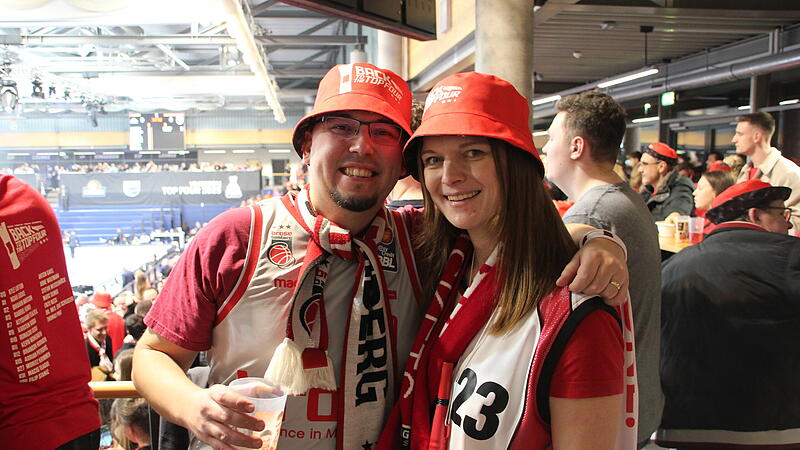 Kevin und Verena Achtmann hatten ihr erstes Date 2011 bei einem Spiel der Bamberger Basketballer.