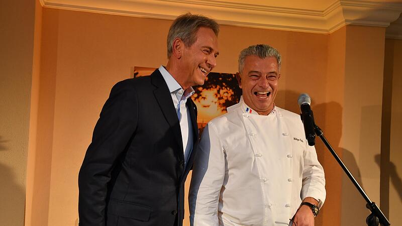 So fulminant wie der Start, so &uuml;berraschend der Abgang; Koch Philippe Colin zusammen mit M&auml;zen Michael Stoschek bei der Er&ouml;ffnung im Oktober.