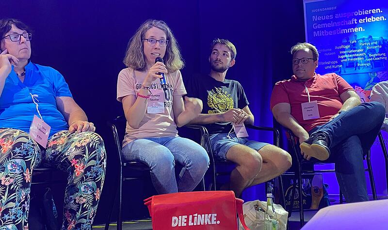 Vor allem die Senkung des Wahlalters wurde diskutiert. Vor allem die Senkung des Wahlalters wurde diskutiert.