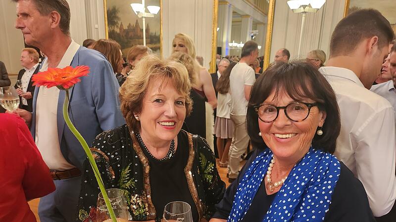 Auch beim Kissinger Sommer 2024-Empfang: Brigitte Meyerdierks (links), fr&uuml;here B&uuml;rgermeisterin von Bad Br&uuml;ckenau