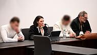 Prozess am Landgericht Nürnberg-Fürth: die Angeklagten mit ihren Rechtsanwälten Sandra Rothschild (Nürnberg) und Jochen Dotterweich (Nürnberg)