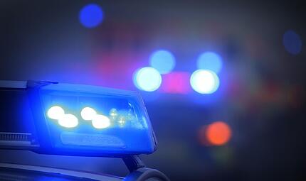 Annafest Forchheim: Unbekannter schl&auml;gt Frau mit Faust ins Gesicht
