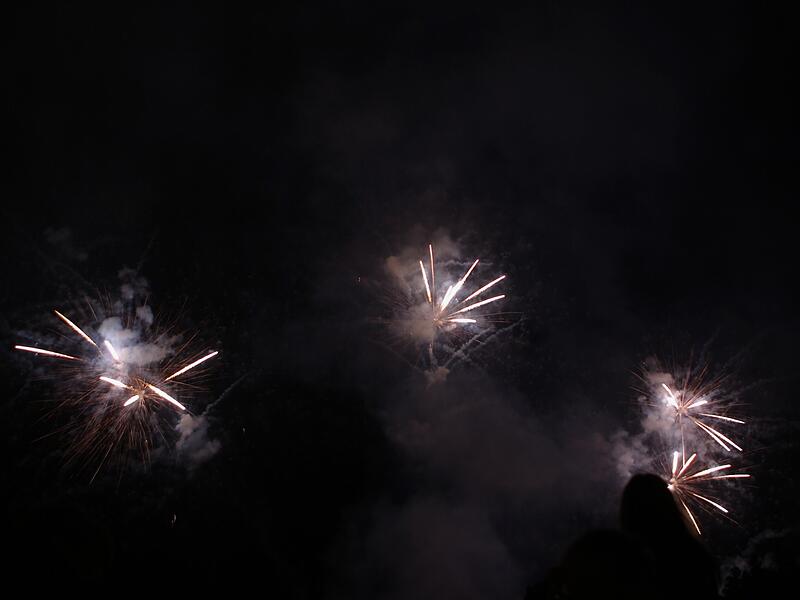 Feuerwerk begeistert Zuschauer