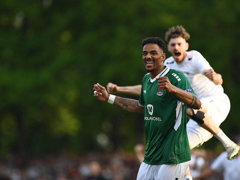 FC Schweinfurt 05: Aufstieg nach Derbysieg über Kickers Würzburg FC Schweinfurt 05: Aufstieg nach Derbysieg über Kickers Würzburg