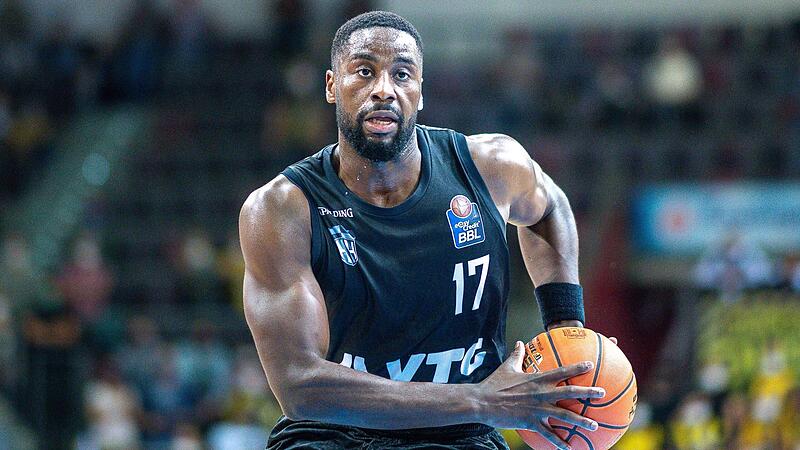 Seit Beginn dieser Saison geht Eddy Edigin f&uuml;r die Hamburg Towers auf Korbjagd.