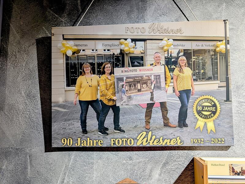 Geschichte Foto Wiesner auf einem Foto im Laden
