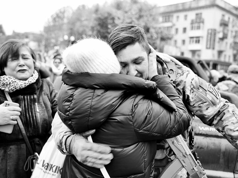 Fotos aus dem Krieg: Eindrücke aus der Ukraine von Till Mayer