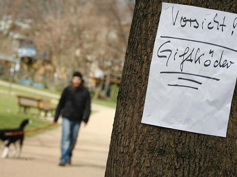 Immer wieder werden im Landkreis Forchheim Giftköder gefunden. Polizei und Tierarzt geben Tipps wie damit umzugehen ist.Forchheim & Fränkische Schweiz Immer wieder werden im Landkreis Forchheim Giftköder gefunden. Polizei und Tierarzt geben Tipps wie damit umzugehen ist.