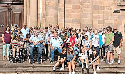 Unser Bild zeigt die Teilnehmerinnen und Teilnehmer des Maßbacher VdK-Tagesausflugs, der nach Fulda führte.VdK-Ortsverband Unser Bild zeigt die Teilnehmerinnen und Teilnehmer des Maßbacher VdK-Tagesausflugs, der nach Fulda führte.VdK-Ortsverband
