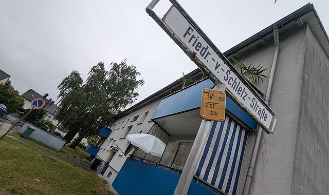 Die GWS-H&auml;user in der Friedrich-v.-Schletz-Stra&szlig;e sollten eigentlich in diesem Jahr saniert werden. Wegen mangelnder F&ouml;rdermittel sieht die Realit&auml;t allerdings anders aus.