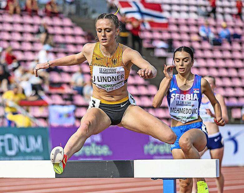Jule Lindner kehrte mit der Silbermedaille über 3000 Meter Hindernis von der U20-EM in Finnland heim. Jule Lindner kehrte mit der Silbermedaille über 3000 Meter Hindernis von der U20-EM in Finnland heim.