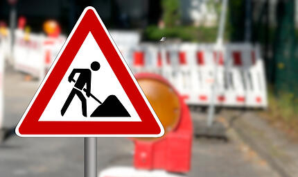 Schild Baustelle