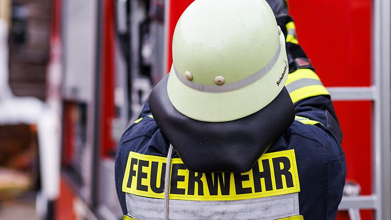 Einsatz für die Feuerwehr in Stadtsteinach: Heizöl ist am Mittwoch bei Arbeiten versehentlich in einen Bach geflossen. (Symbolbild) Einsatz für die Feuerwehr in Stadtsteinach: Heizöl ist am Mittwoch bei Arbeiten versehentlich in einen Bach geflossen. (Symbolbild)