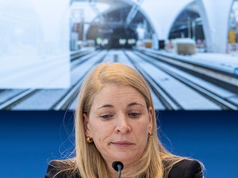 Lenkungskreis zum Bahnprojekt Stuttgart 21 Lenkungskreis zum Bahnprojekt Stuttgart 21