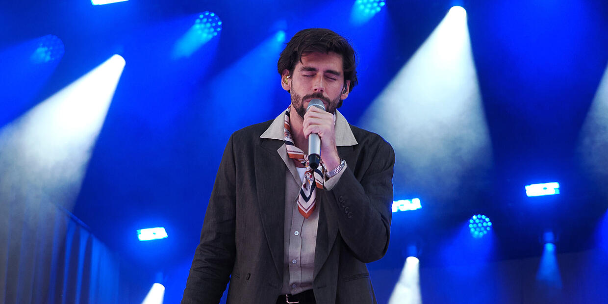 Álvaro Soler: Dancing, singing, and a little bit of adoration