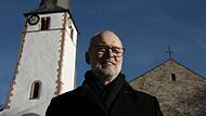 Schondras Pfarrer Armin Haas muss an der Basis die Kirchenkategorisierung erkl&auml;ren, ist aber selbst Betroffener.