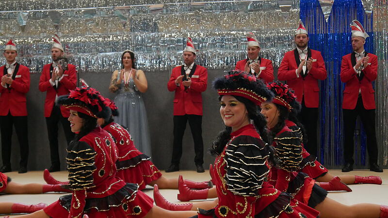 Prinzengarde von Fidelia Reiterswiesen.