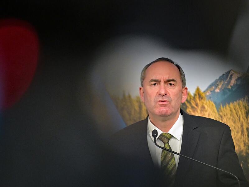 Pressekonferenz nach Start-Up und Technologiegipfel München