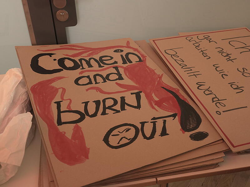 Warnstreik in Mittelfranken: Universit&auml;tsklinikums- und Hochschulmitarbeiter legen ihre Arbeit niederWarnstreik Erlangen