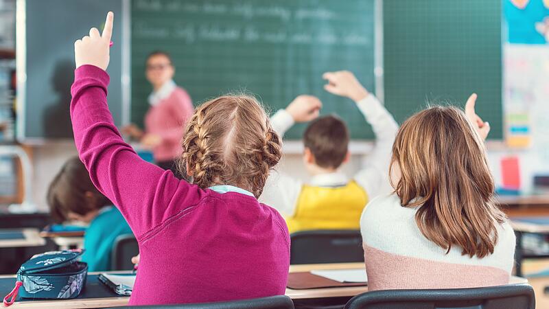 Kinder im Klassenzimmer