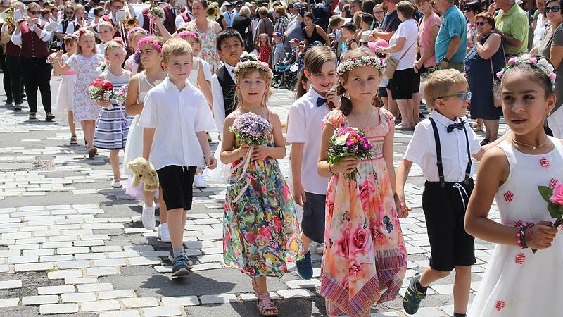 Sch&ouml;n war&rsquo;s. 2019 hat in Neustadt der letzte Kinderfest-Umzug stattgefunden.  Am  Samstag (9. Juli)  ist es wieder so weit: Um 13 Uhr startet der Umzug.