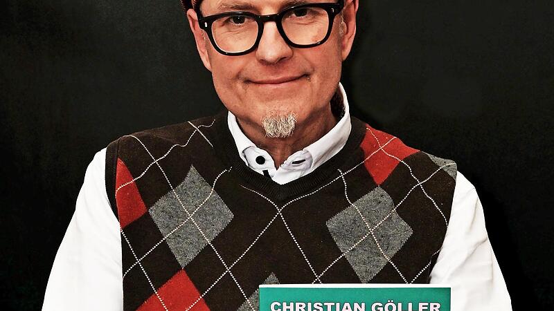 Das Bügeleisen hat Hausmann und Autor Christian Göller fest im Griff. Am Donnerstag, 18. Dezember, wird er in der Katharina-von-Bora-Kirche sein neues Buch vorstellen. Das Bügeleisen hat Hausmann und Autor Christian Göller fest im Griff. Am Donnerstag, 18. Dezember, wird er in der Katharina-von-Bora-Kirche sein neues Buch vorstellen.