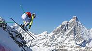 Traumwetter, Traumkulisse: Der Oberfranke Jacob Schramm springt auf der neuen Weltcup-Piste von Zermatt in Richtung Matterhorn. Dort fand aber nur das Training statt, denn dann verschlechterte sich das Wetter und das Rennen wurde abgesagt. Traumwetter, Traumkulisse: Der Oberfranke Jacob Schramm springt auf der neuen Weltcup-Piste von Zermatt in Richtung Matterhorn. Dort fand aber nur das Training statt, denn dann verschlechterte sich das Wetter und das Rennen wurde abgesagt.