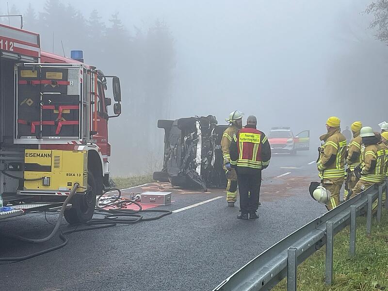 Viele Rettungskräfte waren bei dem Unfall im Einsatz.