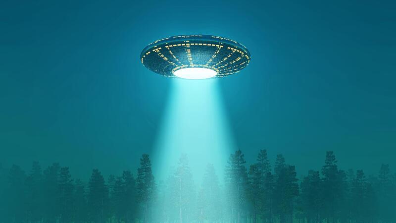 Unbekannte Flugobjekte stellen viele Menschen sich so vor &ndash; im Stil einer fliegenden Untertasse. Ob da etwas dran ist, wollen Wissenschaftler wie Prof. Dr. Hakan Kayal herausfinden.