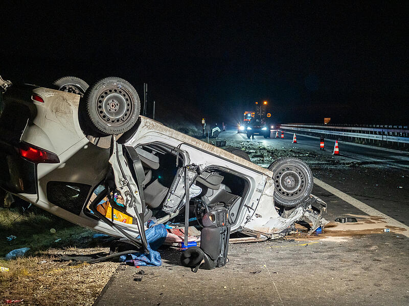 Am sp&auml;ten Heiligabend kam es zu einem schweren Verkehrsunfall, bei dem sich ein 37-j&auml;hriger lebensgef&auml;hrliche Verletzungen zuzog.