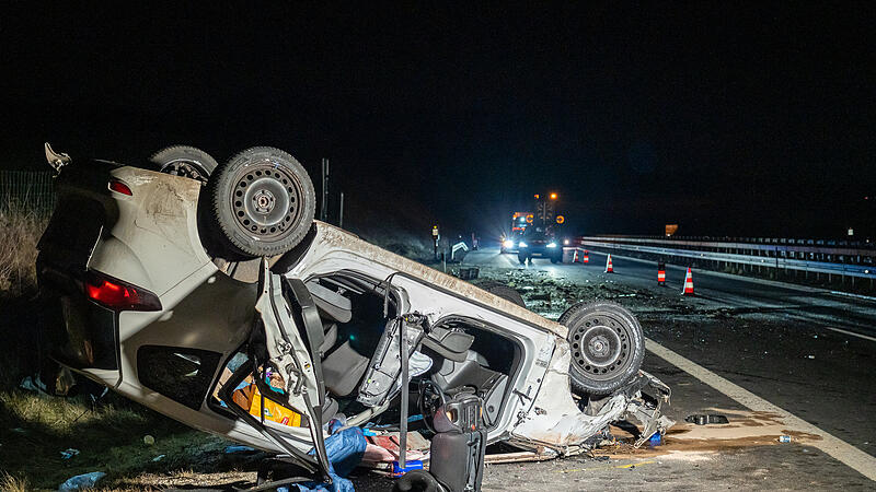 Am sp&auml;ten Heiligabend kam es zu einem schweren Verkehrsunfall, bei dem sich ein 37-j&auml;hriger lebensgef&auml;hrliche Verletzungen zuzog.