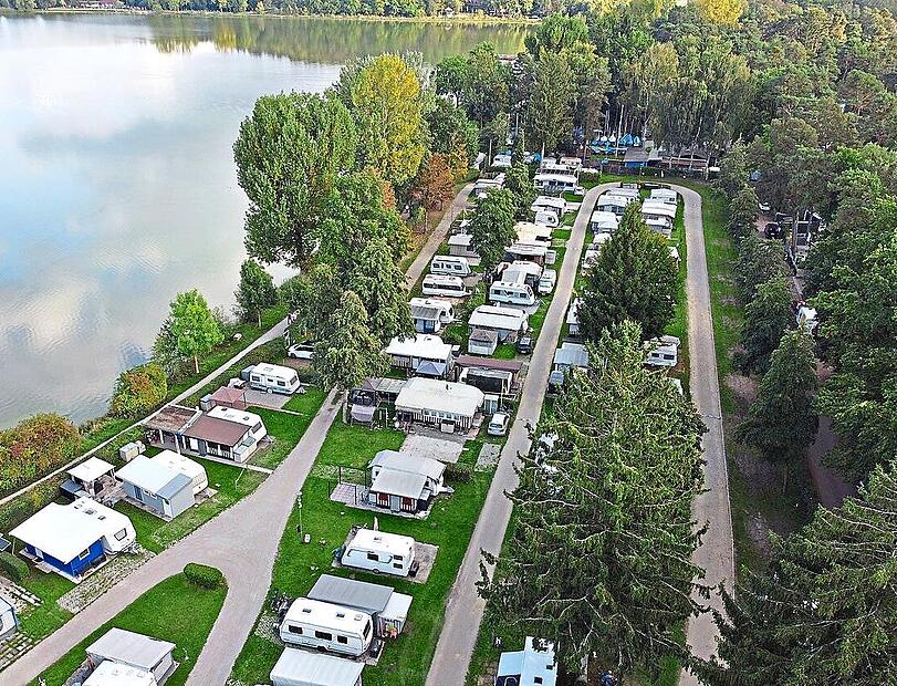 Der Campingplatz in Dechsendorf (Erlangen) am Dechsendorfer Weiher. Gerd Ankermann/Archiv
