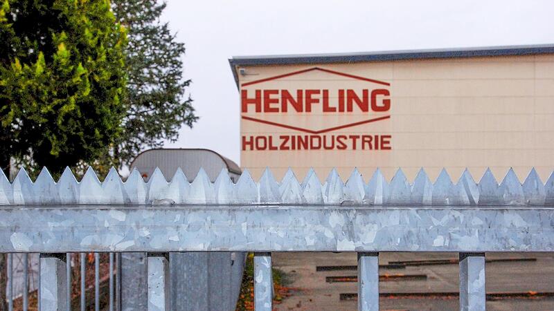 Auf Zack ist die Henfling Holzindustrie in Ebelsbach: Die Firma ist ein Spezialist f&uuml;r gro&szlig;e Holzkonstruktionen.