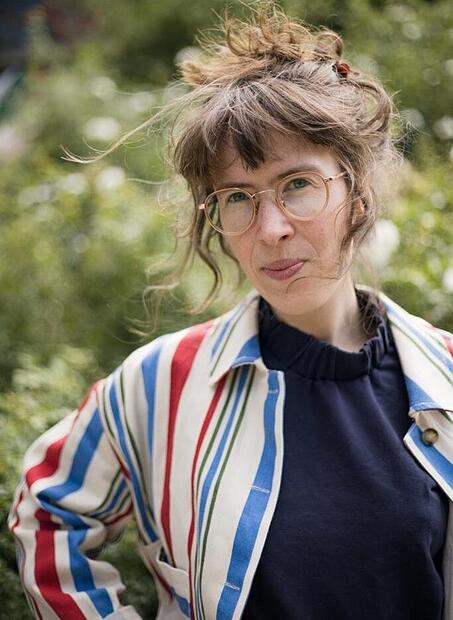 Die für den Buchpreis nominierte Kathrin Bach nimmt in diesem Jahr am Literatur-Festival book:ed teil.