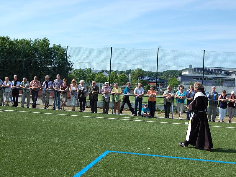 Die &bdquo;Gotteself&rdquo; in Action auf dem Platz.