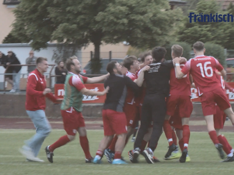 G&auml;nsehaut, Emotionen und Kurioses: So war das Fu&szlig;ball-Jahr 2025 in Franken.