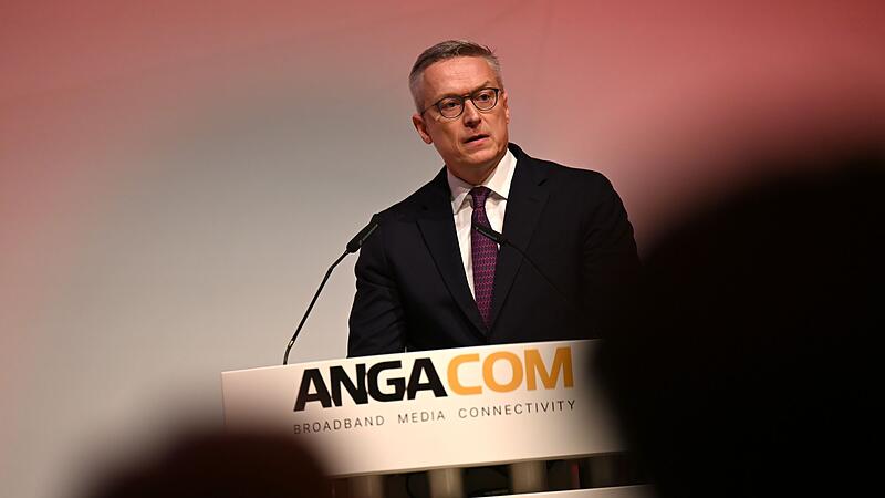 Breitband-Messe Anga Com Breitband-Messe Anga Com
