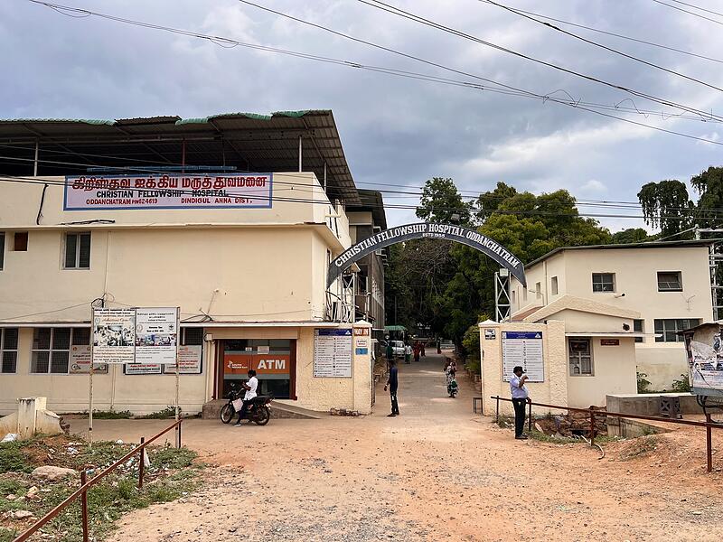 Im Bild: Der Eingang zum Christian Mission Hospital