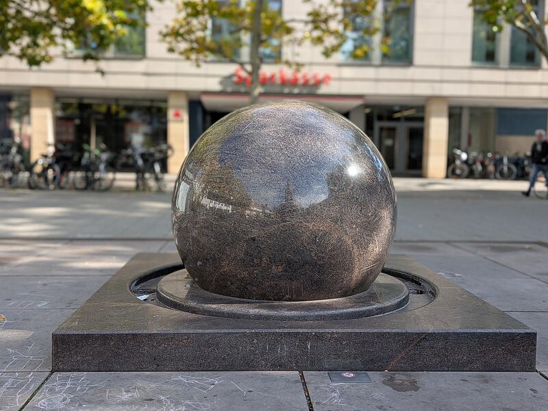 Kugelbrunnen Erlangen