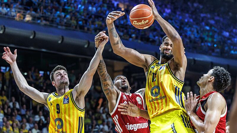 Alba Berlin - FC Bayern München Alba Berlin - FC Bayern München