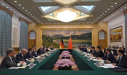 Wirtschaftministerin Reiche in China