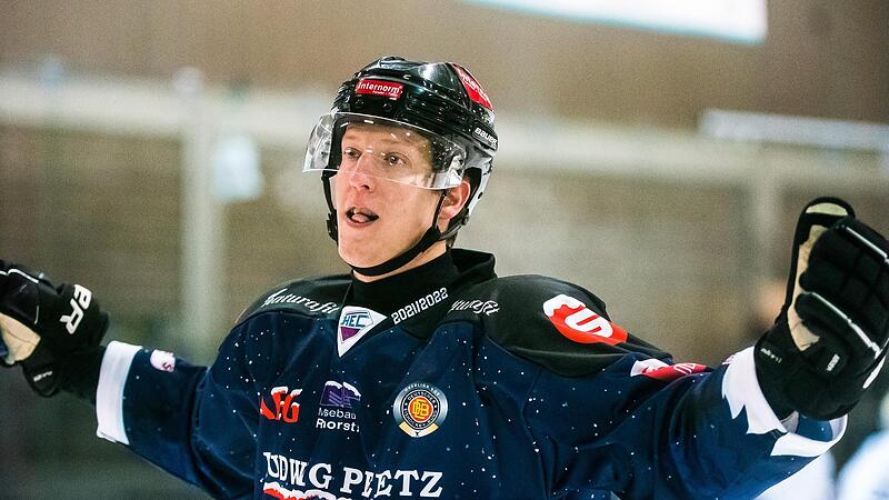 Jannik Herm traf beim Torfesitval seiner Höchstadt Alligators gegen die Passau Black Hawks drei Mal.