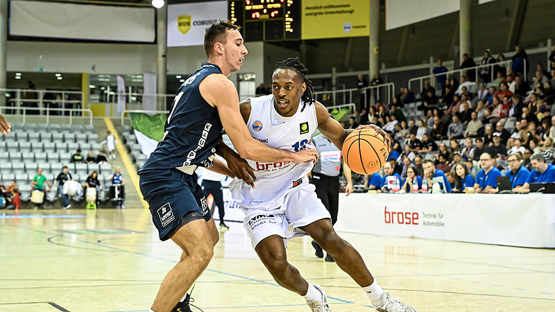 Der Coburger Darius Dawson (rechts, im Heimspiel gegen Dresden) überragte am Samstag in Speyer.