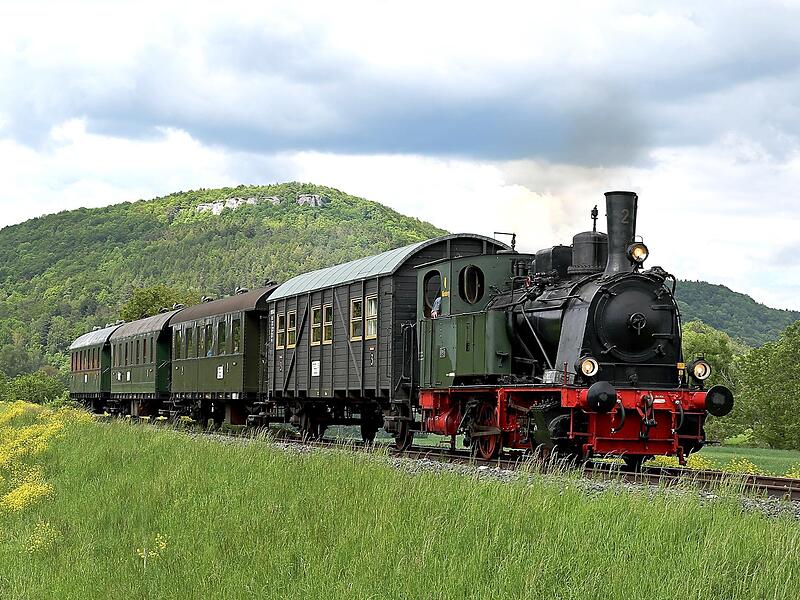 Normalerweise zwischen Ebermannstadt und Behringerm&uuml;hle unterwegs: Die Dampfbahn Fr&auml;nkische SchweizForchheim & Fr&auml;nkische Schweiz