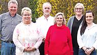 Nach der Neuwahl (von links): Kassier und Kelterwart Ingo Janson, Zweite Kassierin Ulrike M&uuml;ller, Ehrenvorsitzender Manfred M&uuml;ller, Schriftf&uuml;hrerin Bettina Orleth, Zweite Vorsitzende Ilona Coggins und Vorsitzende Franziska M&uuml;ller.