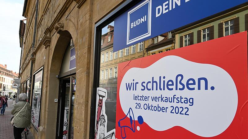 Ausverkauf: Nach dreieinhalb Jahren gibt Massak Edeka seine Drogeriemärkte Budni in Bamberg und Litzendorf auf. Ausverkauf: Nach dreieinhalb Jahren gibt Massak Edeka seine Drogeriemärkte Budni in Bamberg und Litzendorf auf.