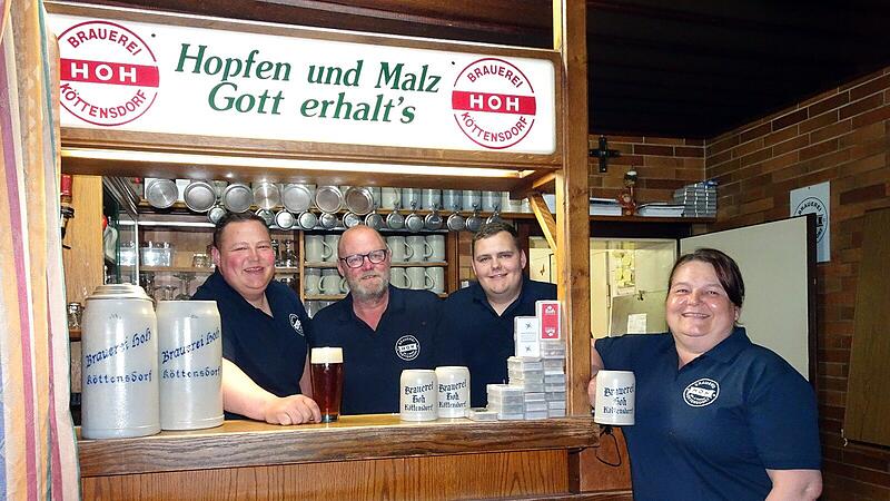 Freuen sich aufs gro&szlig;e Jubil&auml;um: Julian, Johannes, Lukas und Andrea Seeber