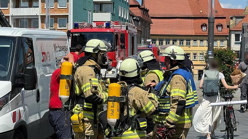 Bamberg: Feuerwehreinsatz in Gebäude an der Kettenbrücke Bamberg: Feuerwehreinsatz in Gebäude an der Kettenbrücke