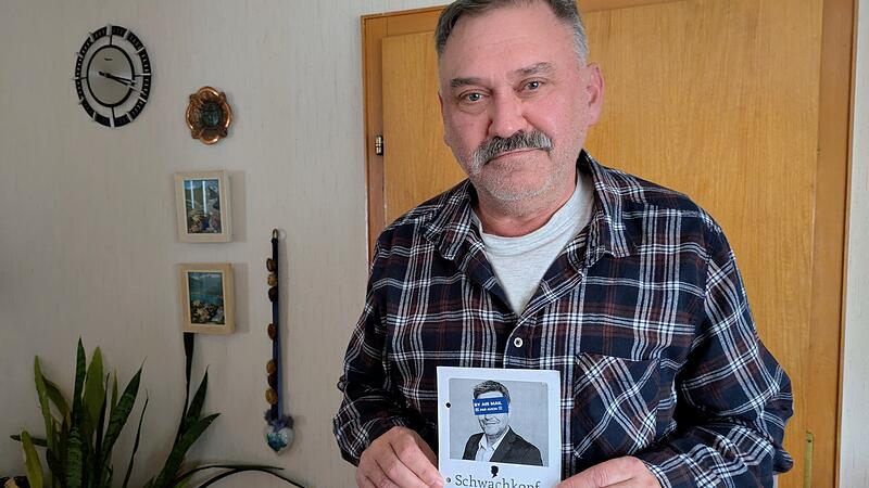 Stefan Niehoff erhielt diese Karte „mit freundlichen Grüßen aus Hongkong“. Stefan Niehoff erhielt diese Karte „mit freundlichen Grüßen aus Hongkong“.