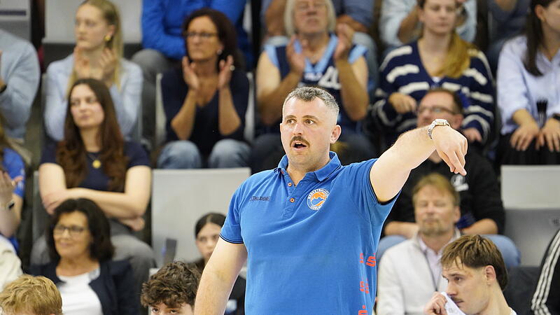 Patrick Seidel gibt seit 2022 als Trainer beim BBC Coburg die Richtung vor.